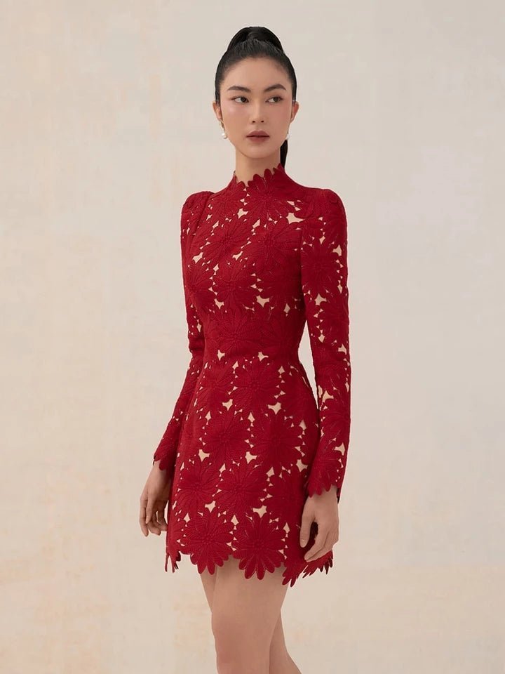 Short lace prom dress with padded long sleeves party overlay dress